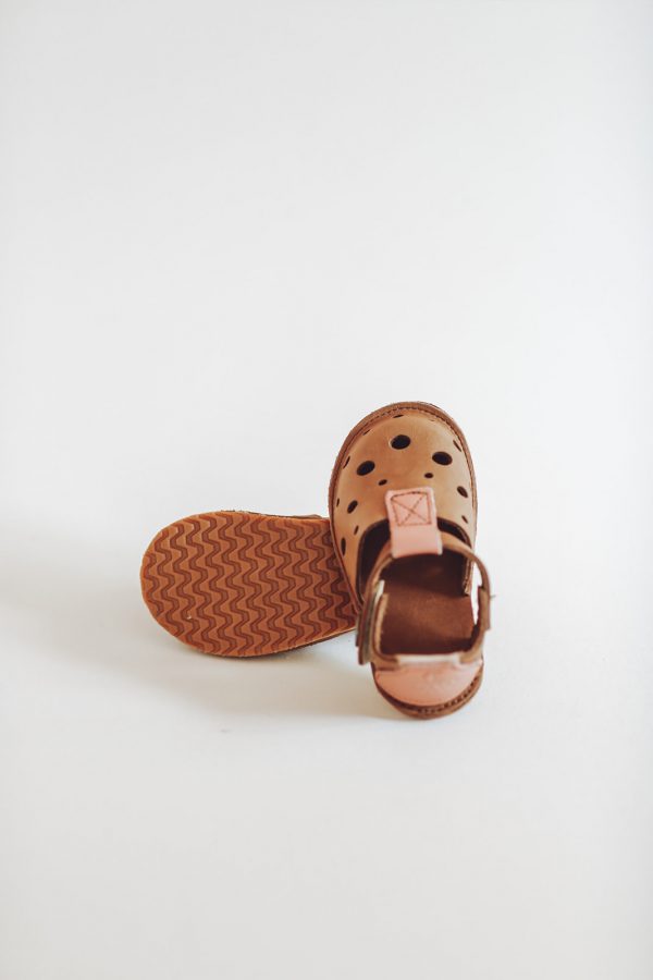 Common Tread - Amber Desert Sandal - Pink tag - Shopfox