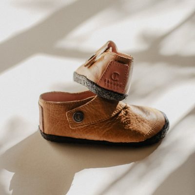 Common Tread - Evergreen Shoe in Tan Leather - pink tag - Shopfox